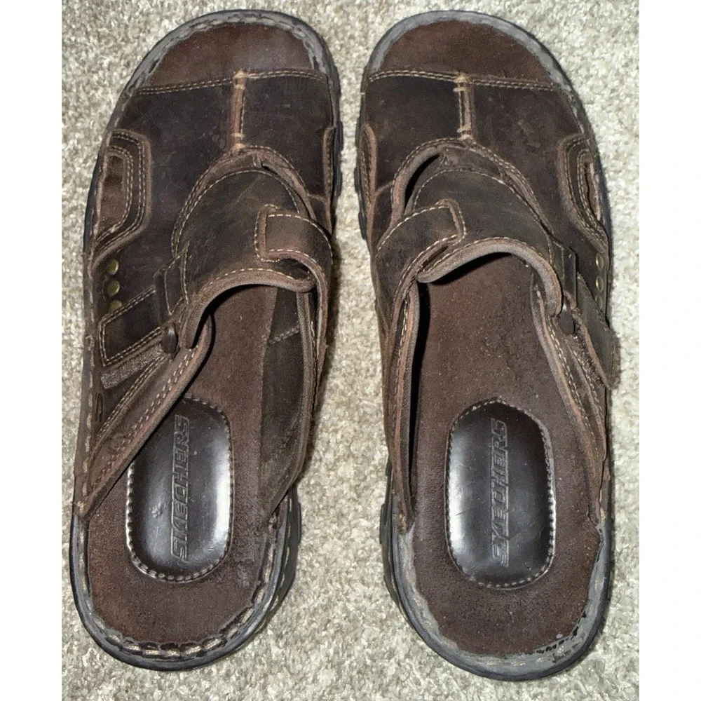 Skechers SN 61466 Men's Size 10 Brown Leather Fisherman Sandals Slip On Y2K